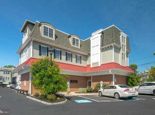 30 Kings Ct UNIT 206, Haddonfield, NJ 08033