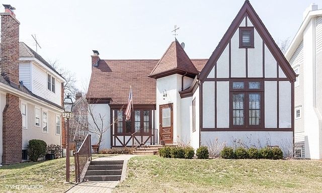 1st image of 4226 Ellington Ave