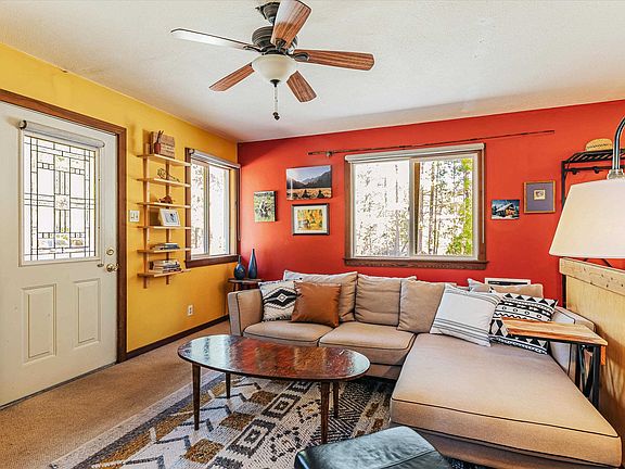 4th image of 12095 Deerfield Dr