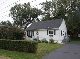 102 Hudson Ave W, Rensselaer, NY 12144