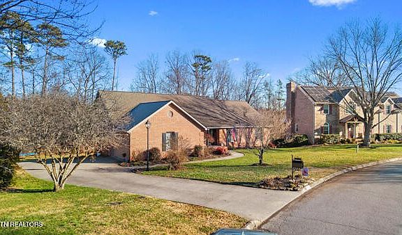 4th image of 3720 Whitworth Dr
