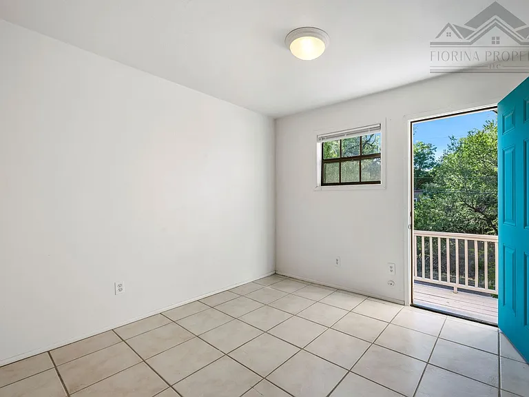 516 Hillside Ave #A — Photo 10