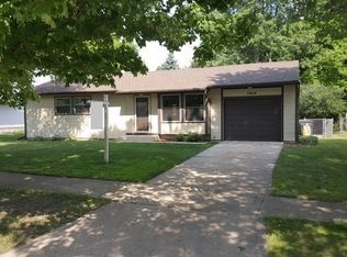 1624 Forrest Blvd, St Charles, IL 60174