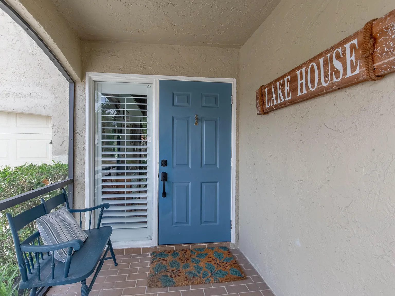 4 bed, 3.5 bath, 1998 sqft, $3,825 — Photo 2