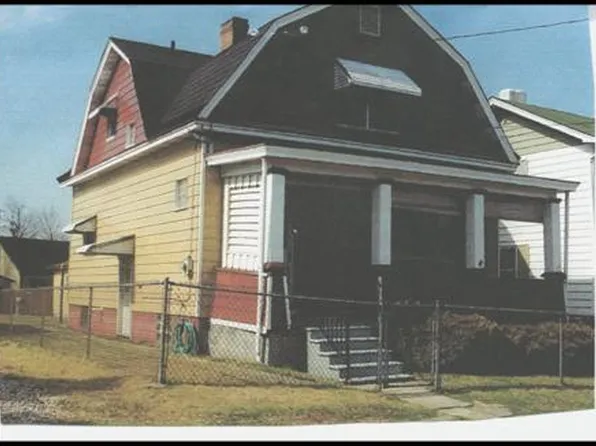 707 Park St, California, PA 15419