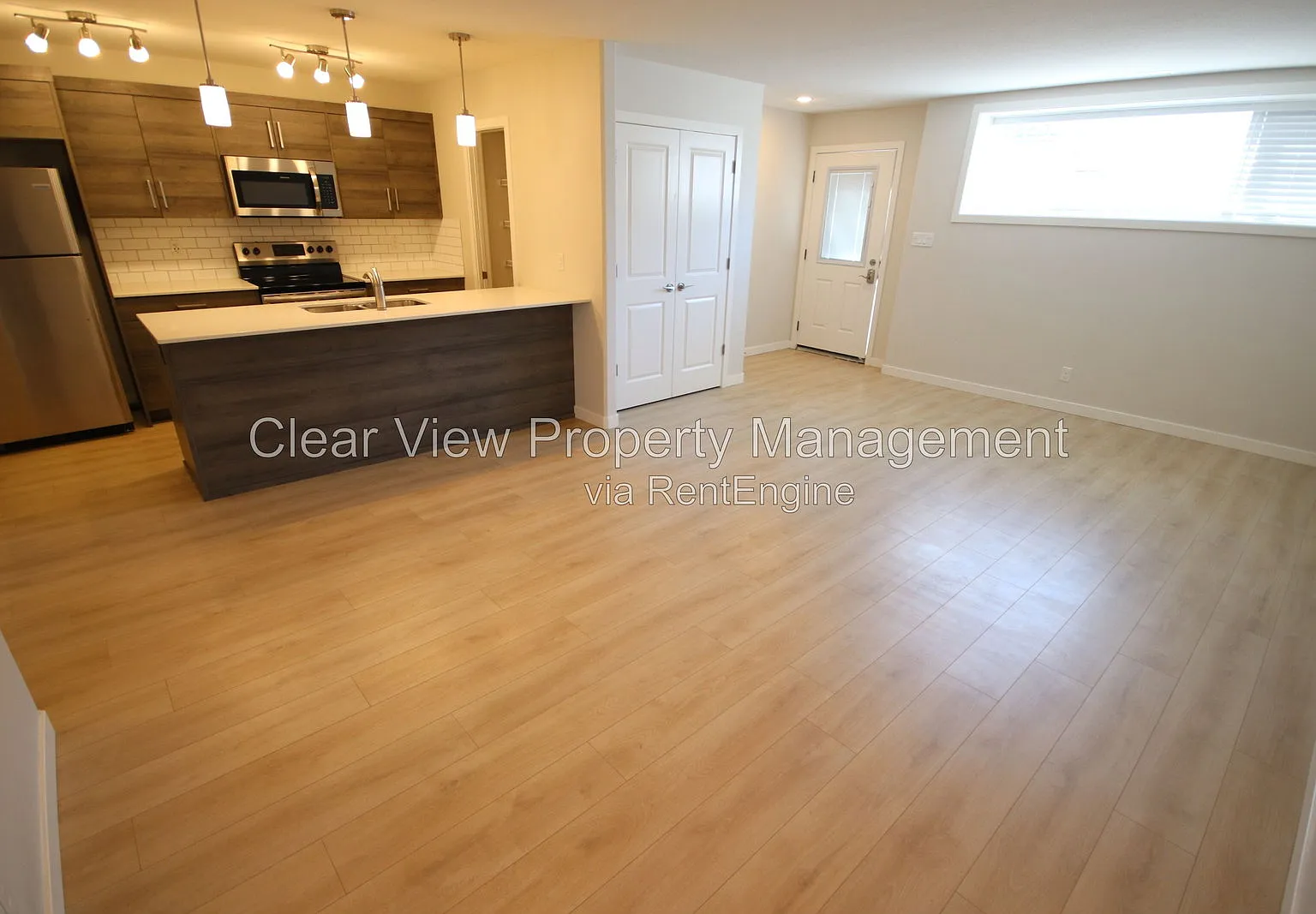 2 bed, 1.0 bath, 800 sqft, $1,499 — Photo 2