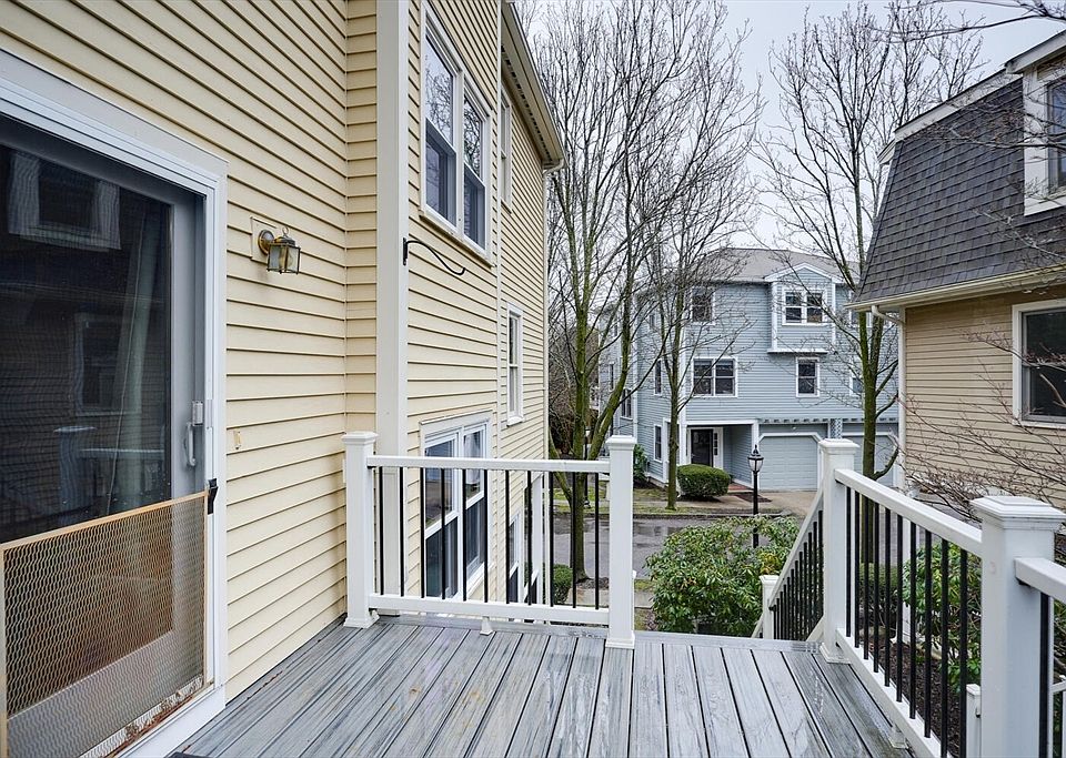 91 Pleasant St UNIT 1, Watertown, MA 02472 | Zillow