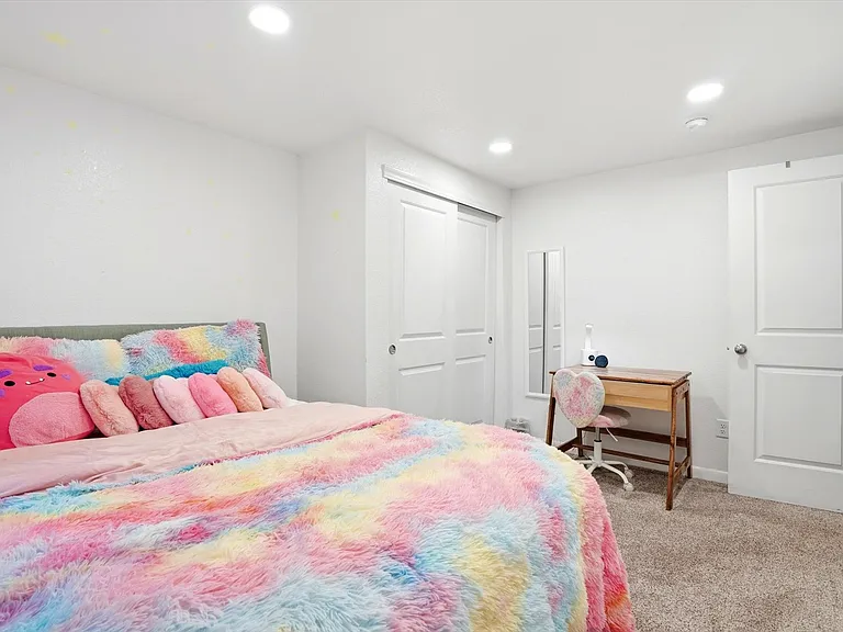 6162 Jellison Way — Photo 34