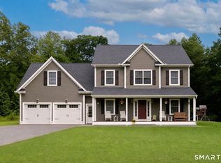 81 Evergreen Xing, New Hartford, CT 06057
