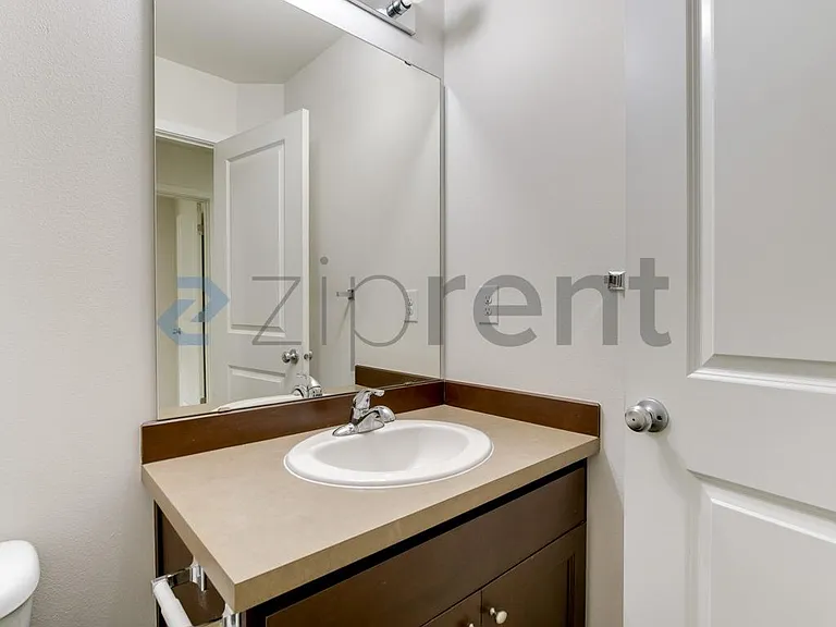 10351 156th Ln NE #101 — Photo 5