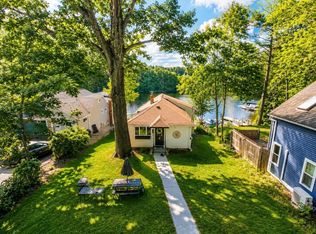 12 Oak Ln, Spencer, MA 01562