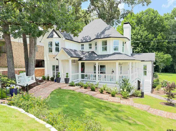 3204 Lake Forest Dr, Tyler, TX 75707
