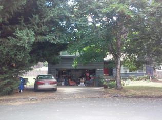 2460 37th St, Springfield, OR 97477