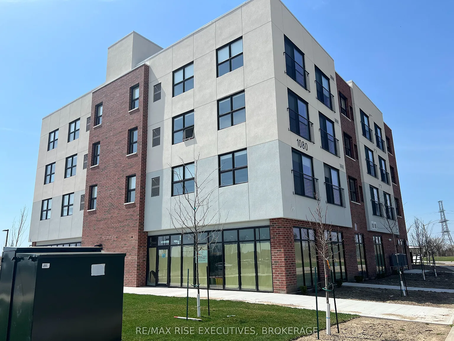 2 bed, $2,350 — Photo 2