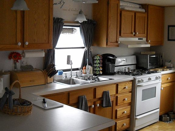 5th image of 8766 Eagle St