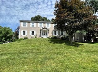228 Lafayette Dr, Cranberry Township, PA
