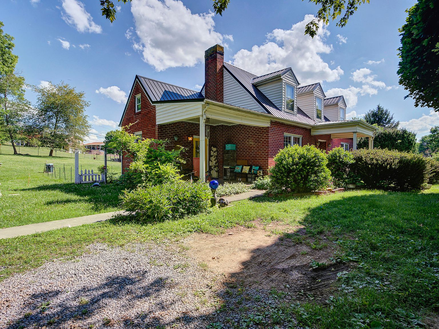 3411 Weaver Pike, Bristol, TN 37620 Zillow