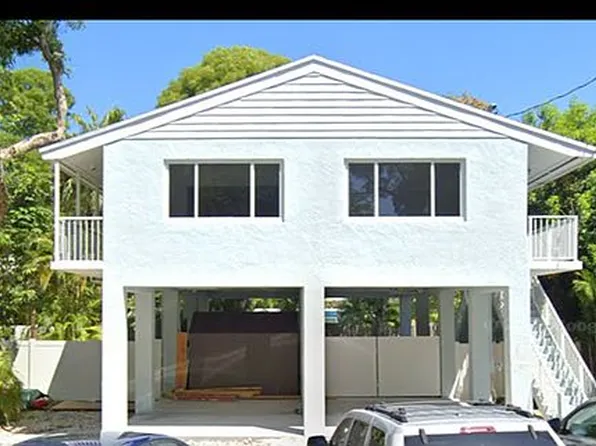 177 Iroquois St, Plantation Key, FL 33036