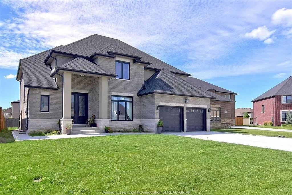 4 bed, 3.5 bath, $3,400 — Photo 2