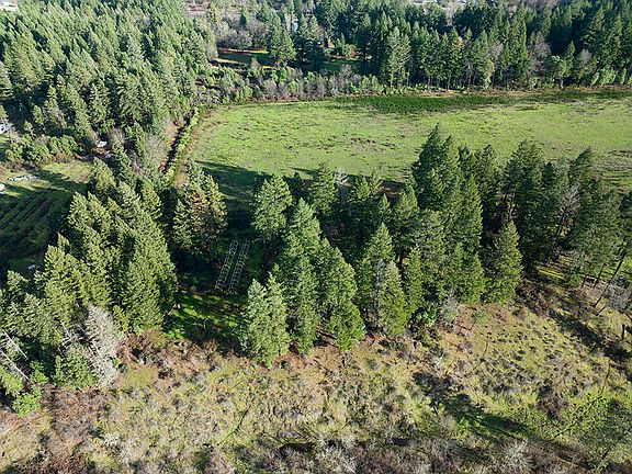 5th image of 27248 Redwood Hwy