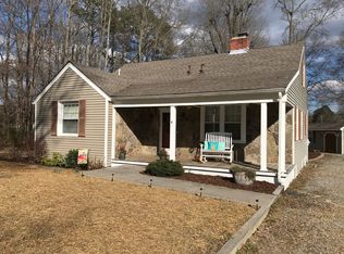 4 Holcombe Ct, Blackstone, VA 23824
