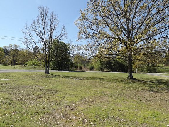 2nd image of 144 Scenic Acres Ln W