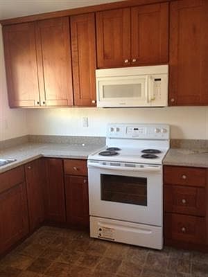 1st image of 128 N 17th St