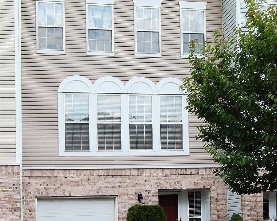 1st image of 329 Rockmeade Dr
