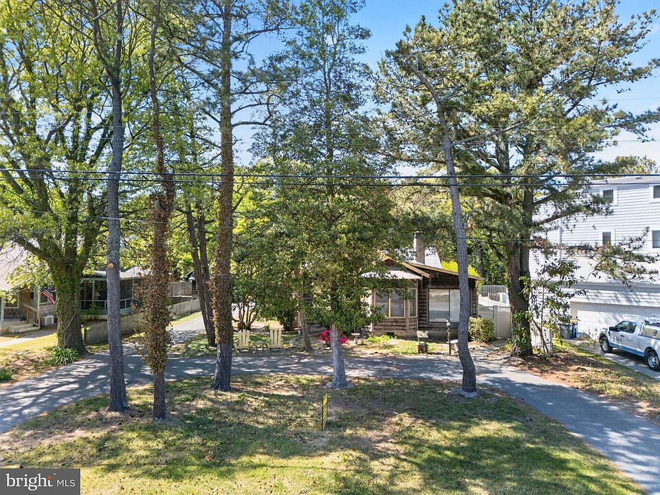 1st image of 5 Henlopen Ave