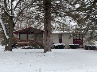 321 Reid Ln, South Saint Paul, MN 55075