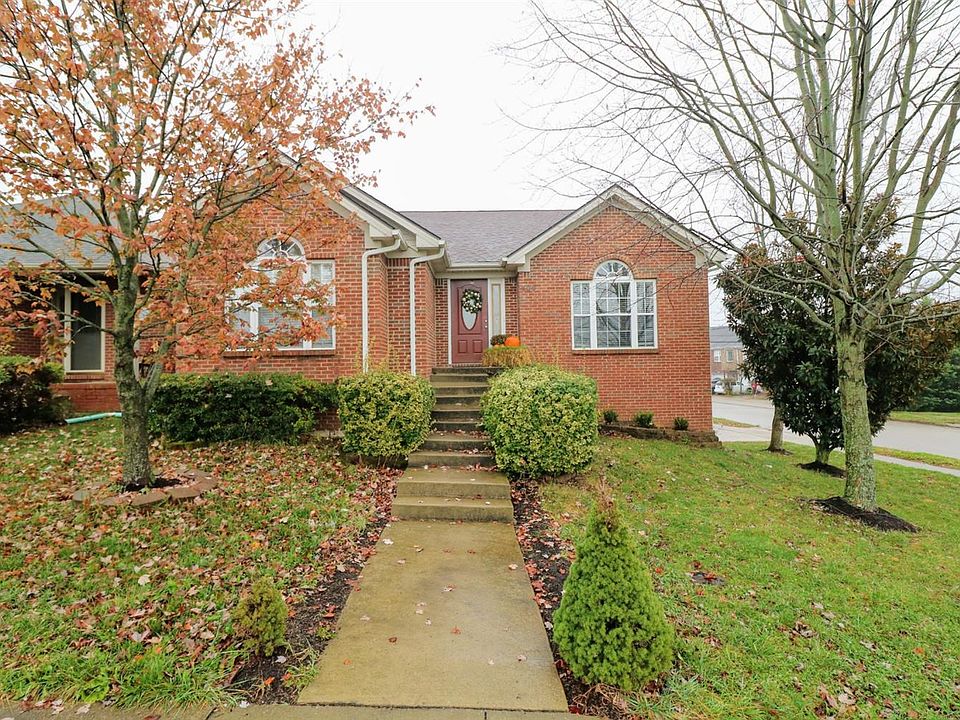 1st image of 300 Virginia Ln