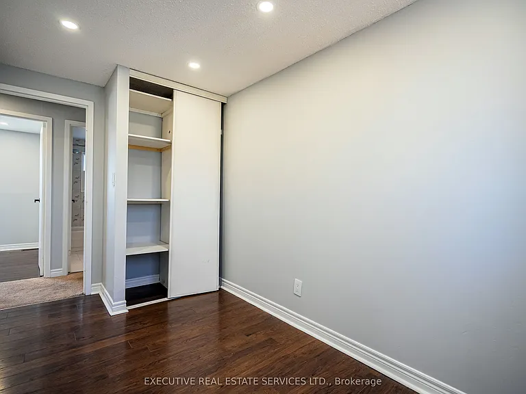 131 Rockwood Ave #18 — Photo 23