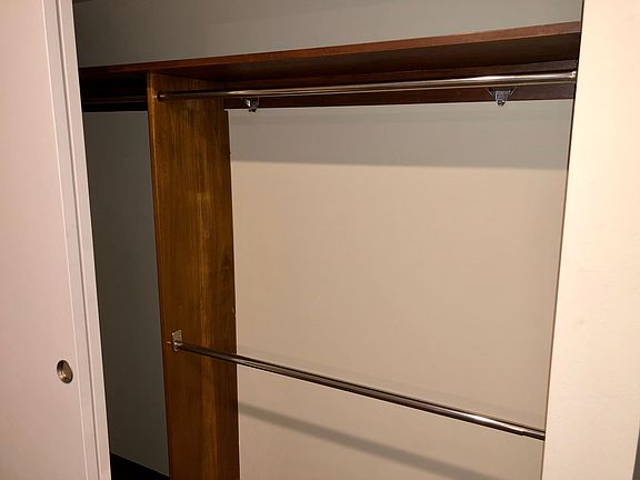 3rd image of 700 Monterey Pl APT 515