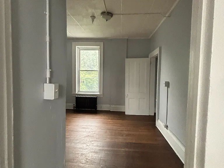 342 W Grand Ave #B — Photo 7