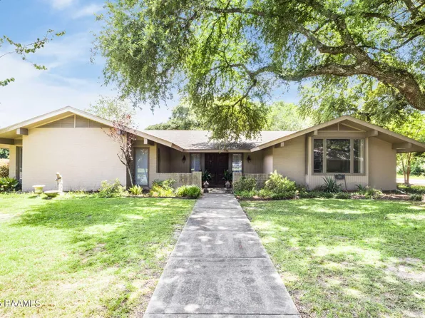 504 Demoncherveaux Blvd, Ville Platte, LA 70586