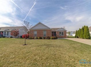 29185 Greystone Dr, Millbury, OH 43447