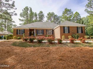 106 Morris Dr, West End, NC 27376