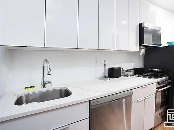 3rd image of 421 W 148th St #1B