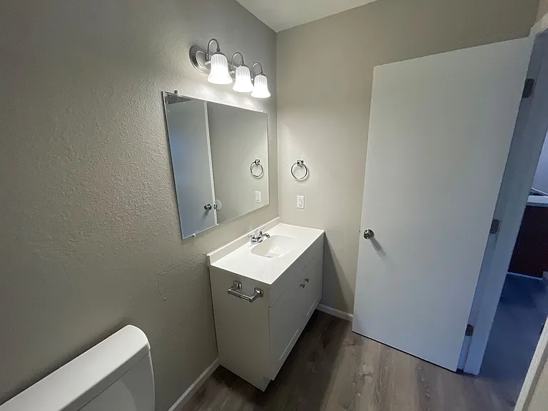 1421 Risen Star Ct — Photo 16