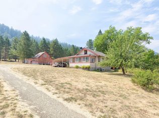 207 N Frontage Rd, Wolf Creek, OR 97497