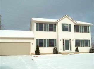 3489 Magnolia Dr, Seven Hills, OH 44131