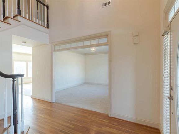 5th image of 702 Wilhaven Ct
