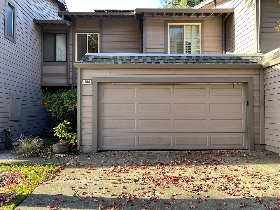 1st image of 104 Marylyn Cir #104