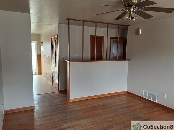3rd image of 308 N Mississippi St