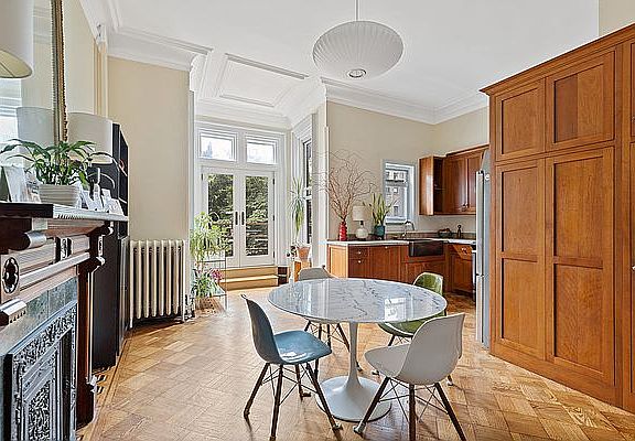4th image of 101 Lincoln Pl #2