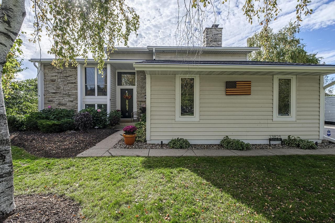 13825 James STREET, Brookfield, WI 53005 MLS 1855053 Zillow
