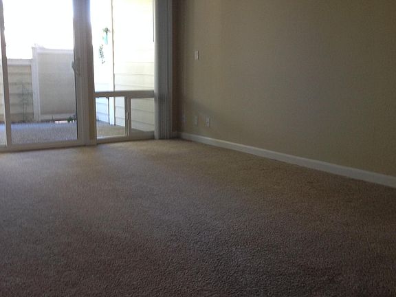 3rd image of 670 Sharon Park Dr #4