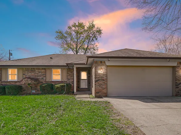 715 Pioneer Dr, Indianapolis, IN 46217