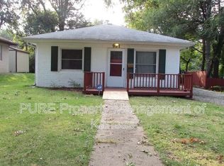 931 SW Watson Ave, Topeka, KS 66606