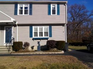 9 Blueberry Knl, Bridgewater, MA 02324